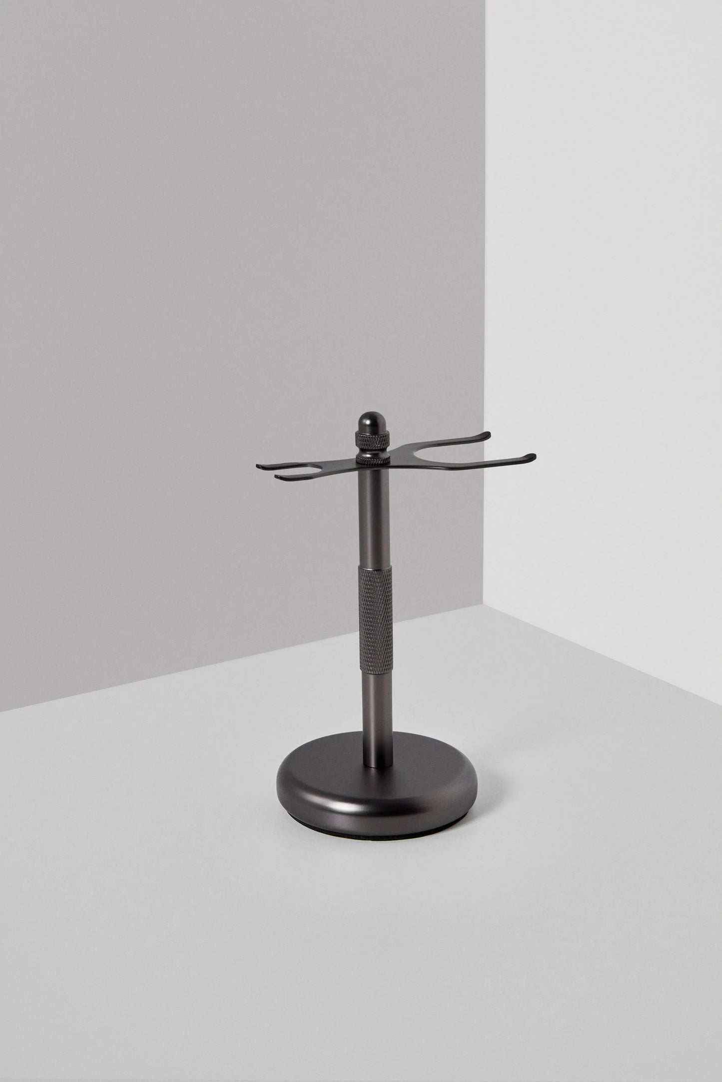 Shaving Stand