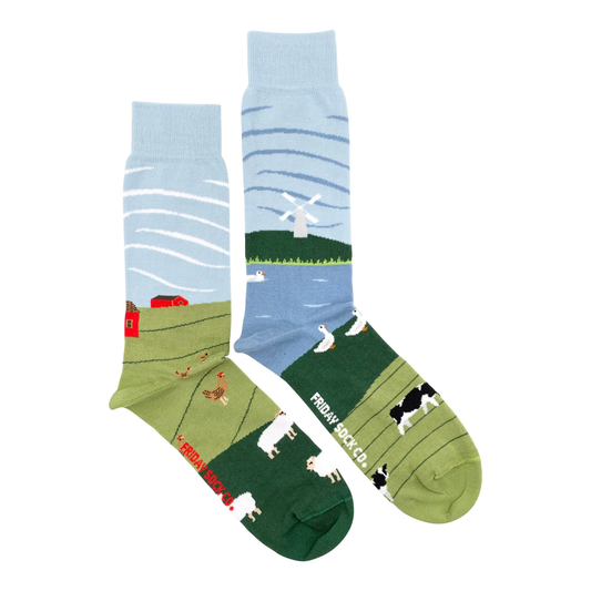 Men's Socks | Barnyard Scene | Farm Animals | Made in Italy